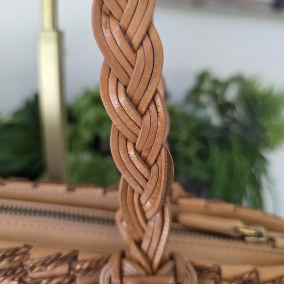 Monsac Original Y2K Era Woven Leather Tote/Braided Handle/Boho Chic/Tan Leather - Picture 3 of 16